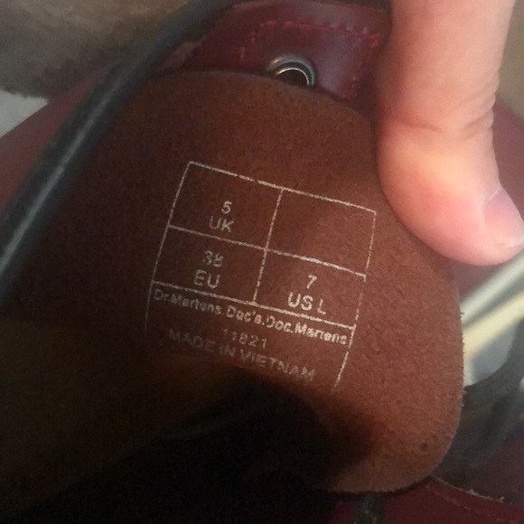 Women’s Doc Marten boots - Picture 5 of 6